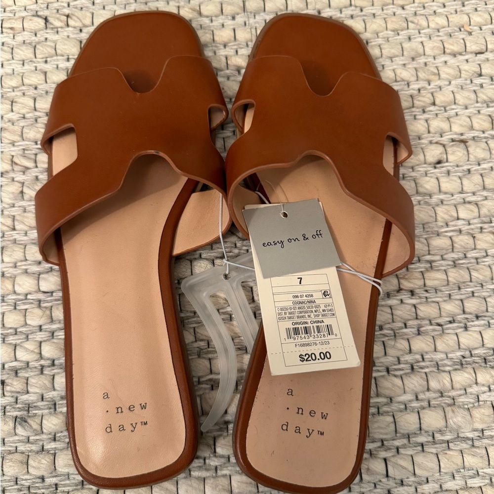 Target Brown Slide Sandals Size 7 NWT